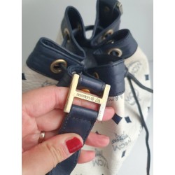 MCM Beuteltasche Mittel Weiss-Blau