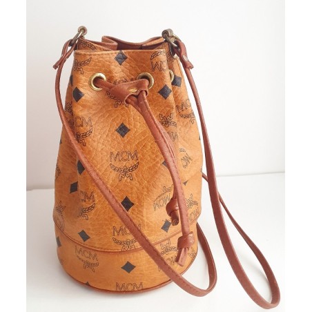 MCM Beuteltasche Klein Cognac Canvas