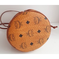 MCM Beuteltasche Klein Cognac Canvas