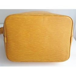 Louis Vuitton Petit Sac Noe Gelb Epi Leder.