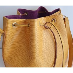 Louis Vuitton Petit Sac Noe Gelb Epi Leder.