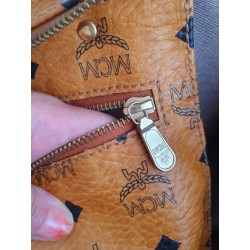 MCM Shopper Medium Heritage Cognac Canvas.