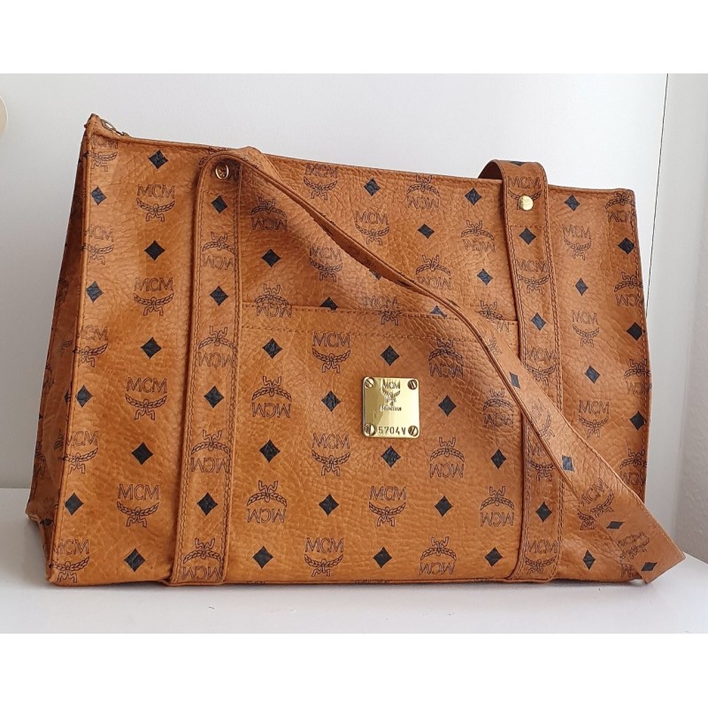 MCM Shopper Medium Heritage Cognac Canvas.