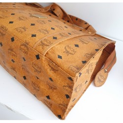 MCM Shopper Medium Heritage Cognac Canvas.
