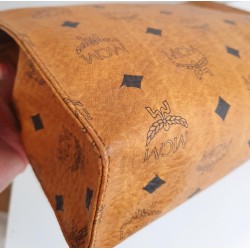 MCM Nécessaire Poche Toilette Medium Heritage Cognac Canvas.