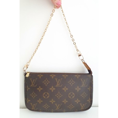 Louis Vuitton Pochette Accessoires Monogram Canvas