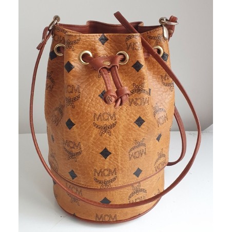 MCM Beuteltasche Klein Cognac Canvas