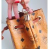 MCM Beuteltasche Klein Cognac Canvas