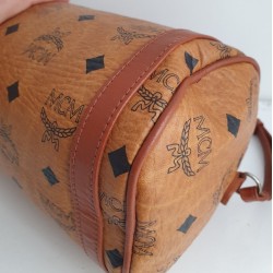 MCM Crossbody/Umhängetasche Rund Cognac Canvas Leder