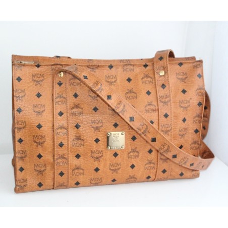 MCM Shopper Medium Heritage Cognac Canvas.