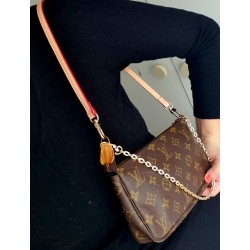 Louis Vuitton Pochette Accessoires Monogram Canvas