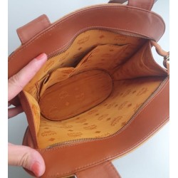 MCM Schultertasche Vintage Cognac Canvas