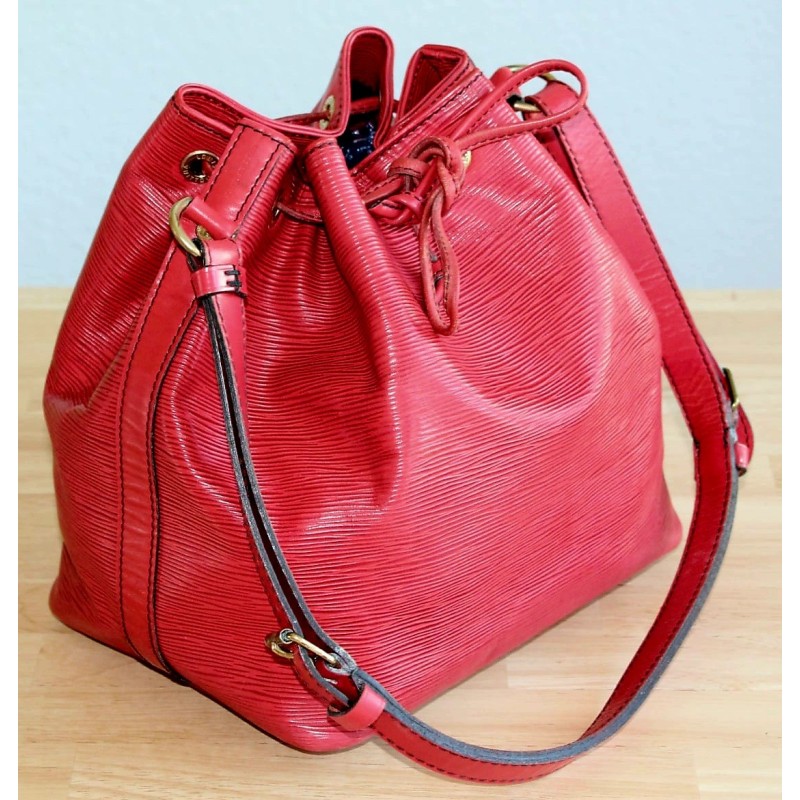 Louis Vuitton Petit Sac Noé Epi Leder Rot Louis Vuitton Petit Sac Noé Epi Leder Rot