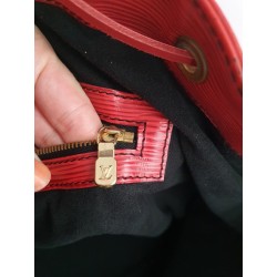 Louis Vuitton Grand Sac Noé Epi Leder Rot.