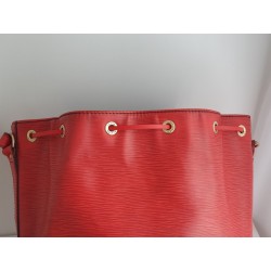 Louis Vuitton Grand Sac Noé Epi Leder Rot.