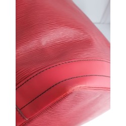 Louis Vuitton Grand Sac Noé Epi Leder Rot.