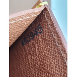 Louis Vuitton Epi Sellier Dragonne Clutch Epi Leder Kenian M52618