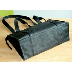 MCM Shopper schwarz