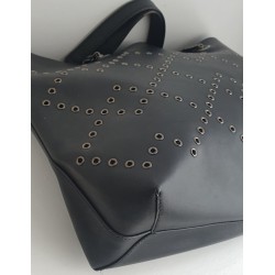 Marc Jacobs Henkel/Schulterrtasche Leder Schwarz mit offene Nieten