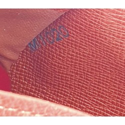 Louis Vuitton Portemonnaie Compact Zipped Canvas.