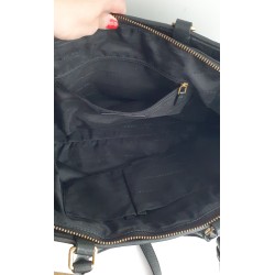 Marc Jacobs Henkel/Umhängetasche Softleder in Schwarz