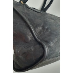 Marc Jacobs Henkel/Umhängetasche Softleder in Schwarz