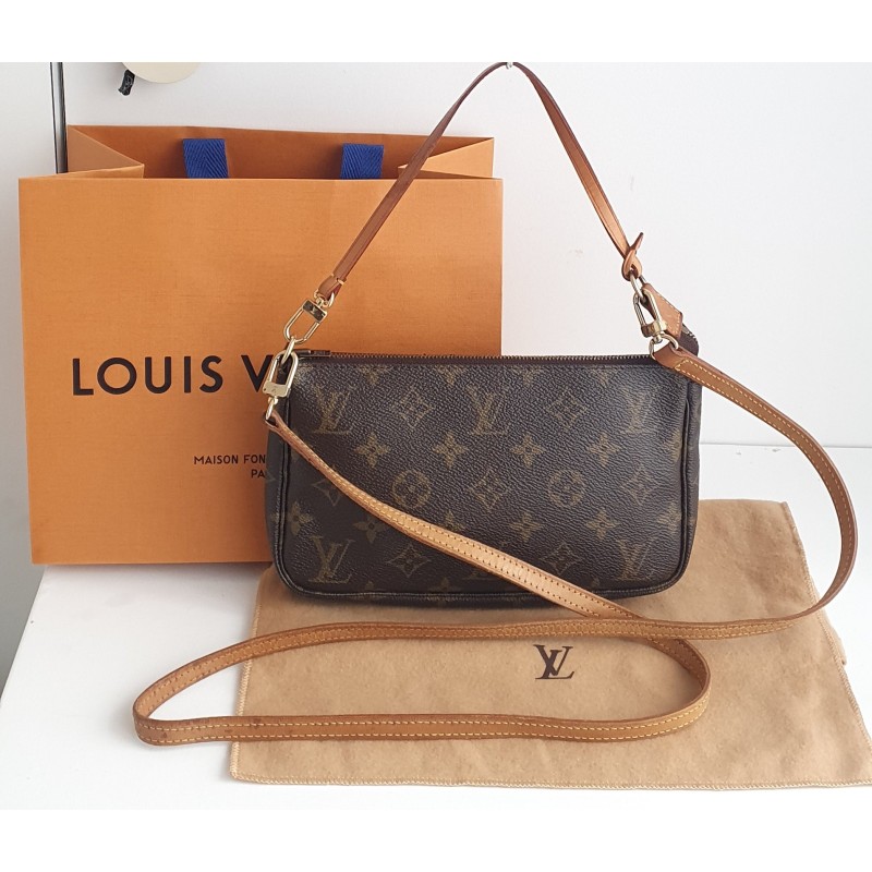 Louis Vuitton Pochette Accessoires Monogram Canvas