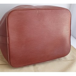 Louis Vuitton Petit Sac Noe Cognac Epi Leder