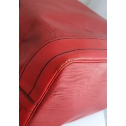 Louis Vuitton Grand Sac Noé Epi Leder Rot.