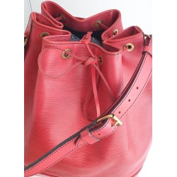 Louis Vuitton Grand Sac Noé Epi Leder Rot.