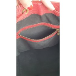 Louis Vuitton Grand Sac Noé Epi Leder Rot.