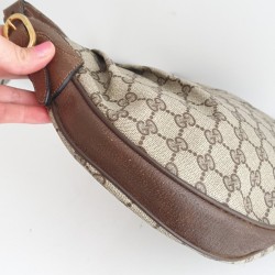 Gucci Vintage Oval Umhängetasche aus Leder Braun/Grau