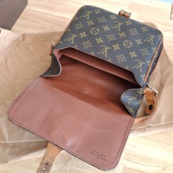Louis Vuitton Cartouchiere