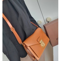 Louis Vuitton Epi Sellier Dragonne Clutch Epi Leder Kenian M52618
