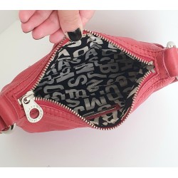Marc Jacobs rot