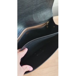 Louis Vuitton Epi Sellier Dragonne Clutch/Crossbody Epi Leder Schwarz M52618