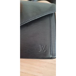 Louis Vuitton Epi Sellier Dragonne Clutch/Crossbody Epi Leder Schwarz M52618