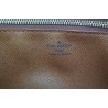 Louis Vuitton Epi Sellier Dragonne Clutch Epi Leder Cognac M52618