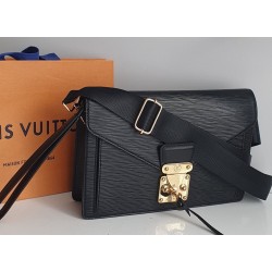 Louis Vuitton Epi Sellier Dragonne Clutch/Crossbody Epi Leder Schwarz M52618