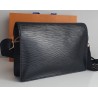 Louis Vuitton Epi Sellier Dragonne Clutch/Crossbody Epi Leder Schwarz M52618