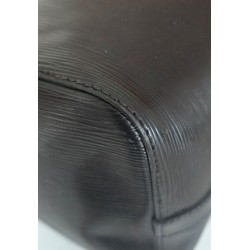 Louis Vuitton Petit Sac Noé Epi mit D-Ring Schwarz.