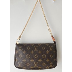 Louis Vuitton Pochette Accessoires Monogram Canvas
