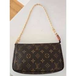 Louis Vuitton Pochette Accessoires Monogram Canvas