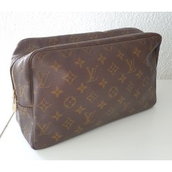 Louis Vuitton Necessaire
