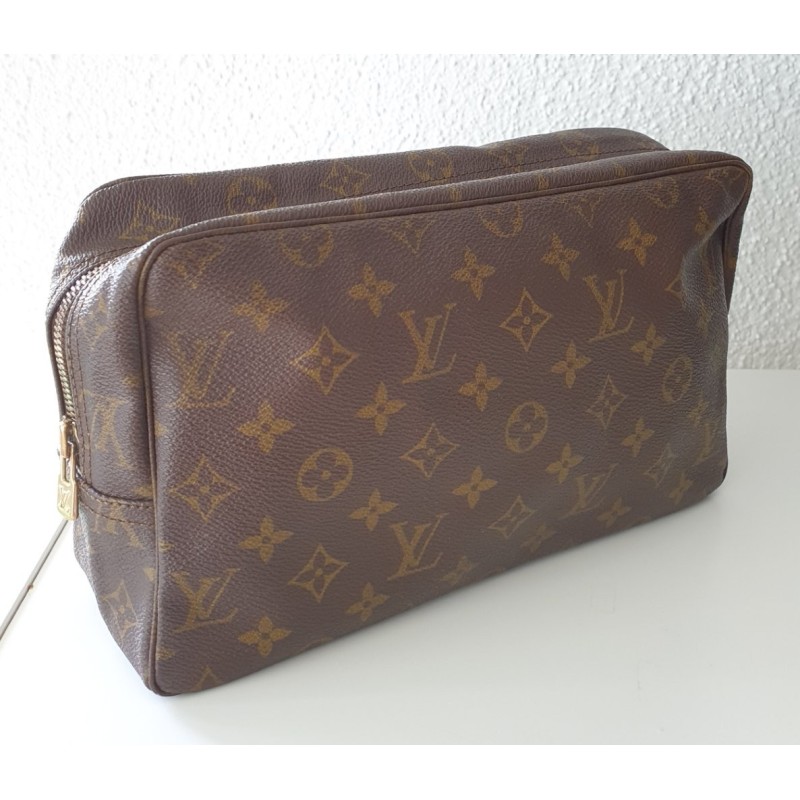 Louis Vuitton Necessaire GM Gross Monogram Canvas.