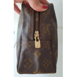Louis Vuitton Necessaire GM Gross Monogram Canvas.