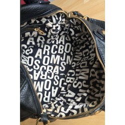 Marc By Marc Jacobs Henkel/Crossbody Tasche Softleder Rundform Schwarz