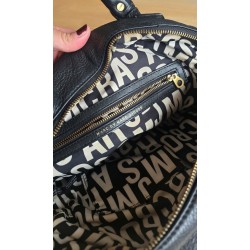 Marc By Marc Jacobs Henkel/Crossbody Tasche Softleder Rundform Schwarz