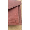Louis Vuitton Epi Sellier Dragonne Clutch Epi Leder Cognac M52618
