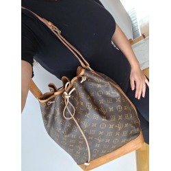 Louis Vuitton Grand Sac Noé Monogram Canvas Vintage